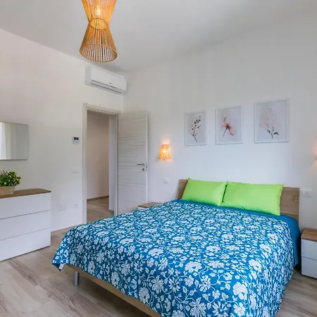 Salvia By Interhome *
